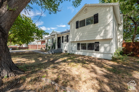 Photo 2 for 447 S 300 East