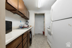 Photo 4 for 600 N 2450 East #1004