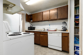 Photo 5 for 600 N 2450 East #1004
