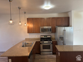 Photo 4 for 2150 S Main St #317