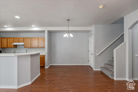 Photo 4 for 6788 S Valence Ln