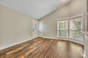 Photo 3 for 1401 W Beacon Hill Dr #1401