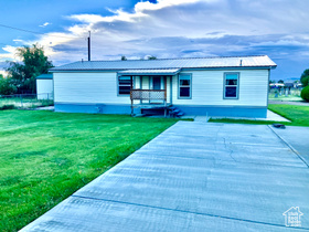 Photo 2 for 245 S 200 West