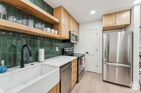 Photo 5 for 2025 Canyons Resort Dr #R1