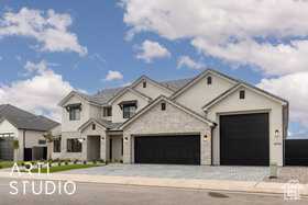 Photo 2 for 2715 E Moorland Dr