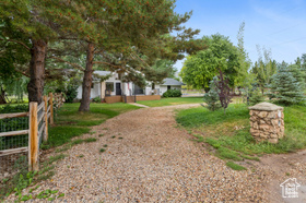 Photo 2 for 880 Stringtown Rd