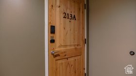 Photo 3 for 1456 W Newpark Blvd #213