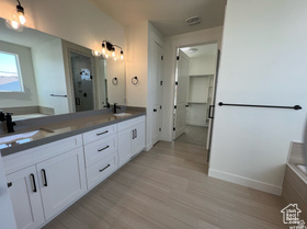 Photo 4 for 4751 S Taylors View Ln #23