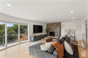 Photo 6 for 938 N Terrace Hills Dr