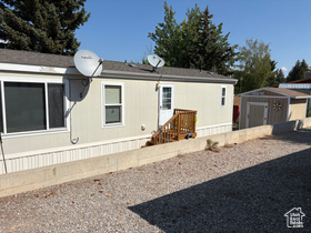 Photo 2 for 3061 Edgement Dr #250