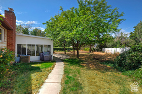 Photo 4 for 2862 E Pamela Dr