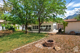 Photo 3 for 2862 E Pamela Dr