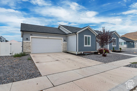 Photo 2 for 2415 E Boxwood Ln #616
