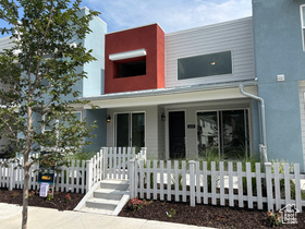 Photo 2 for 11137 S Cheviot Hills Ln #277