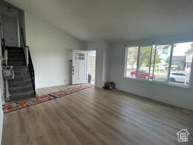 Photo 3 for 3330 S Squirewood Dr