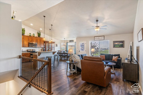 Photo 4 for 306 S Sunburst Dr