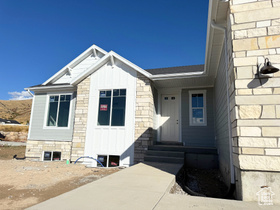 Photo 2 for 372 S 1150 East #607