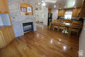 Photo 6 for 2131 S Mountain Vista Ln