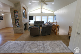 Photo 5 for 2131 S Mountain Vista Ln