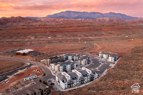 Photo 2 for 226 N Cliffside Dr #L300