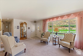 Photo 3 for 1275 S Morgan Dr