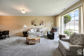 Photo 4 for 315 N Mountain View Ln