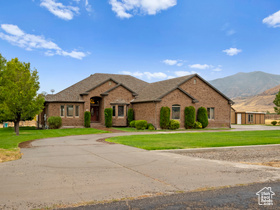 Photo 1 for 943 Tanglewood Rd