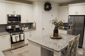 Photo 3 for 7502 S Lace Wood Dr #417
