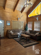 Photo 4 for 438 Beaver Creek Rd #438