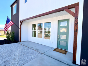 Photo 5 for 2914 E Chapman Cir