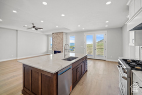 Photo 5 for 2275 E Meadowlark Ln