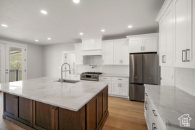 Photo 6 for 2275 E Meadowlark Ln