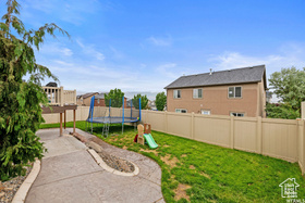 Photo 6 for 273 W Autumn Creek Dr