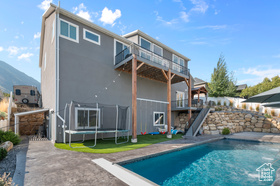 Photo 5 for 2633 Oakridge Dr