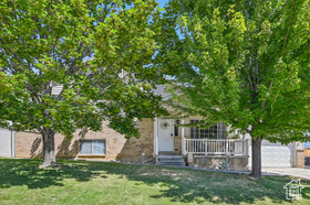 Photo 1 for 897 Cherokee Dr