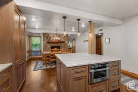 Photo 5 for 1500 Deer Valley Dr #21