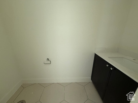 Photo 4 for 804 N 150 East #4