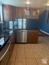 Photo 2 for 55 E Hanover Dr