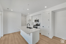 Photo 4 for 12668 S Lincoln Peak Ln #109