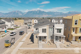 Photo 2 for 12668 S Lincoln Peak Ln #109