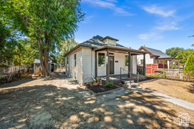 Photo 3 for 610 S Navajo St