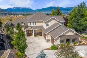 Photo 2 for 3128 E Hunters Ridge Way
