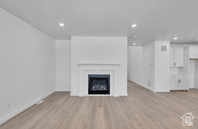 Photo 5 for 6364 W Roaring River Ln #105