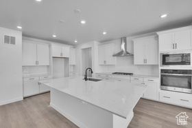 Photo 3 for 6364 W Roaring River Ln #105
