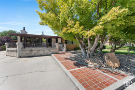 Photo 1 for 1002 S Grandview Rd