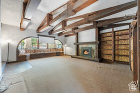 Photo 4 for 1002 S Grandview Rd
