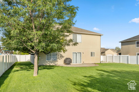 Photo 6 for 295 S Willow Ln