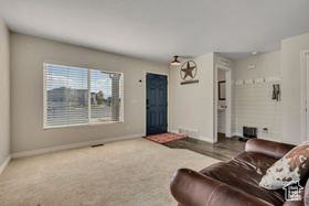 Photo 5 for 6790 Greenfield Ln