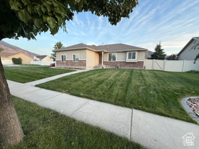 Photo 3 for 2396 E 1700 South