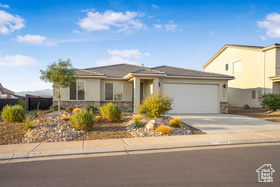 Photo 2 for 1277 E Marlowe Way